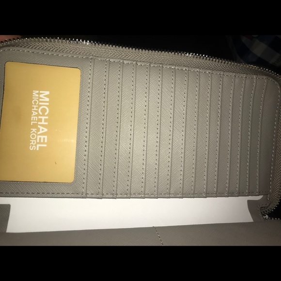 NEW MICHAEL KORS Large TriFold Wallet Signature MK - Picture 6 of 12